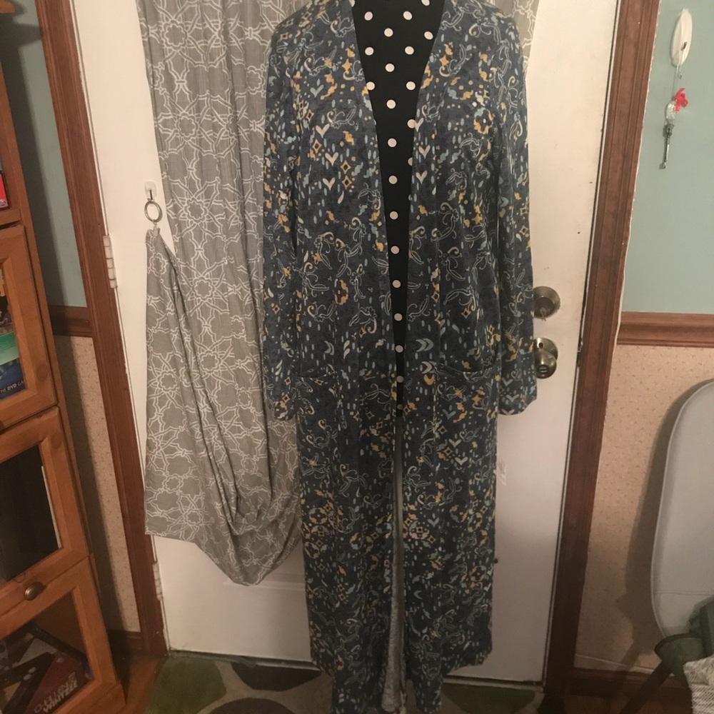 NWT Lularoe Sarah size medium